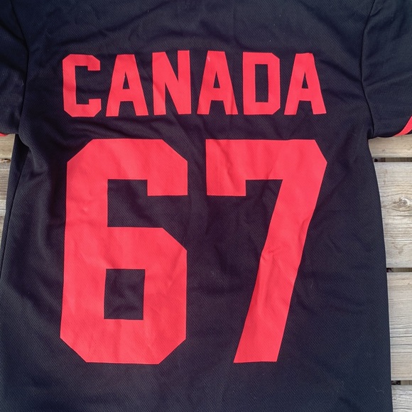 Canada Jersey,  Perfect for Canada Day - Picture 7 of 7